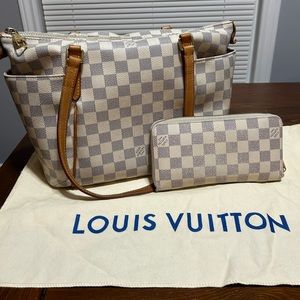 Louis Vuitton Totally Damier PM AND matching wallet
